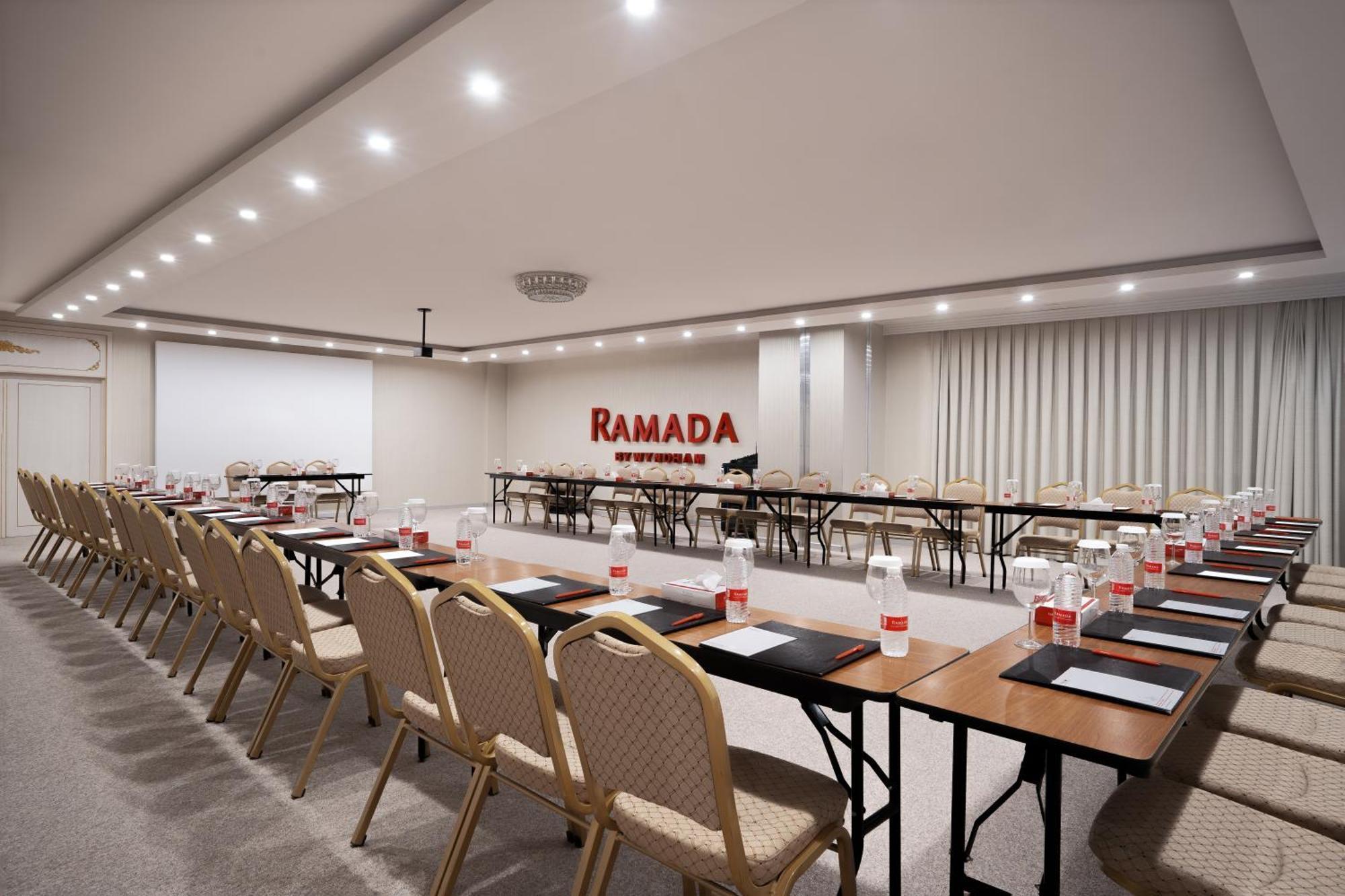 Ramada By Wyndham - Sulaymaniyah Salim Street Hotell Eksteriør bilde